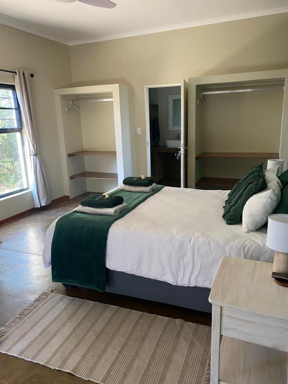 Olienhoff Guesthouse And Rest Camp Otavi ภายนอก รูปภาพ