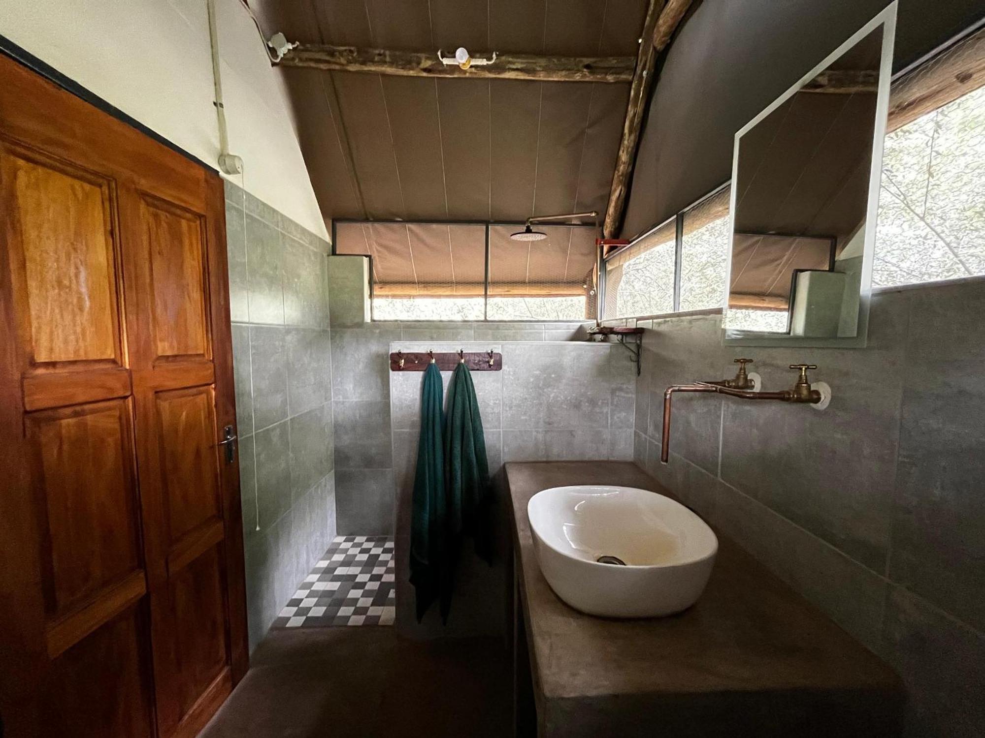 Olienhoff Guesthouse And Rest Camp Otavi ภายนอก รูปภาพ