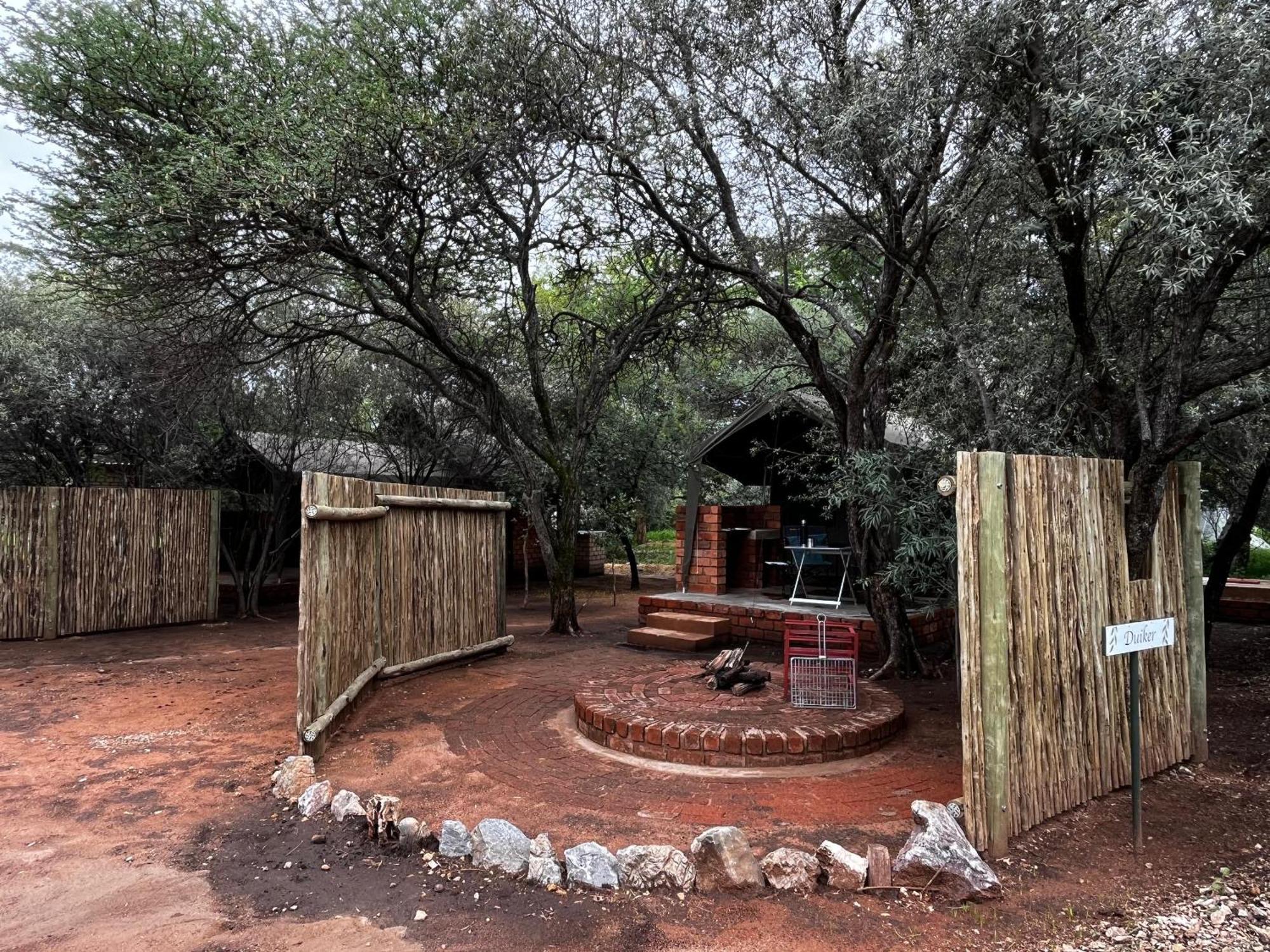 Olienhoff Guesthouse And Rest Camp Otavi ภายนอก รูปภาพ
