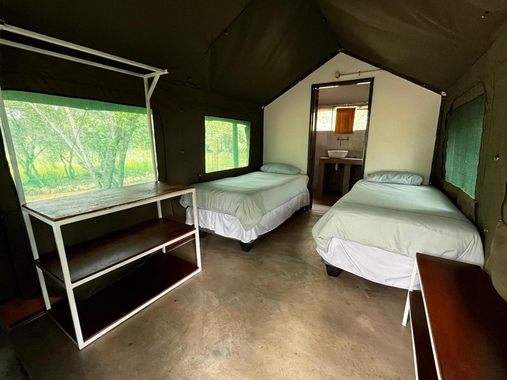 Olienhoff Guesthouse And Rest Camp Otavi ภายนอก รูปภาพ