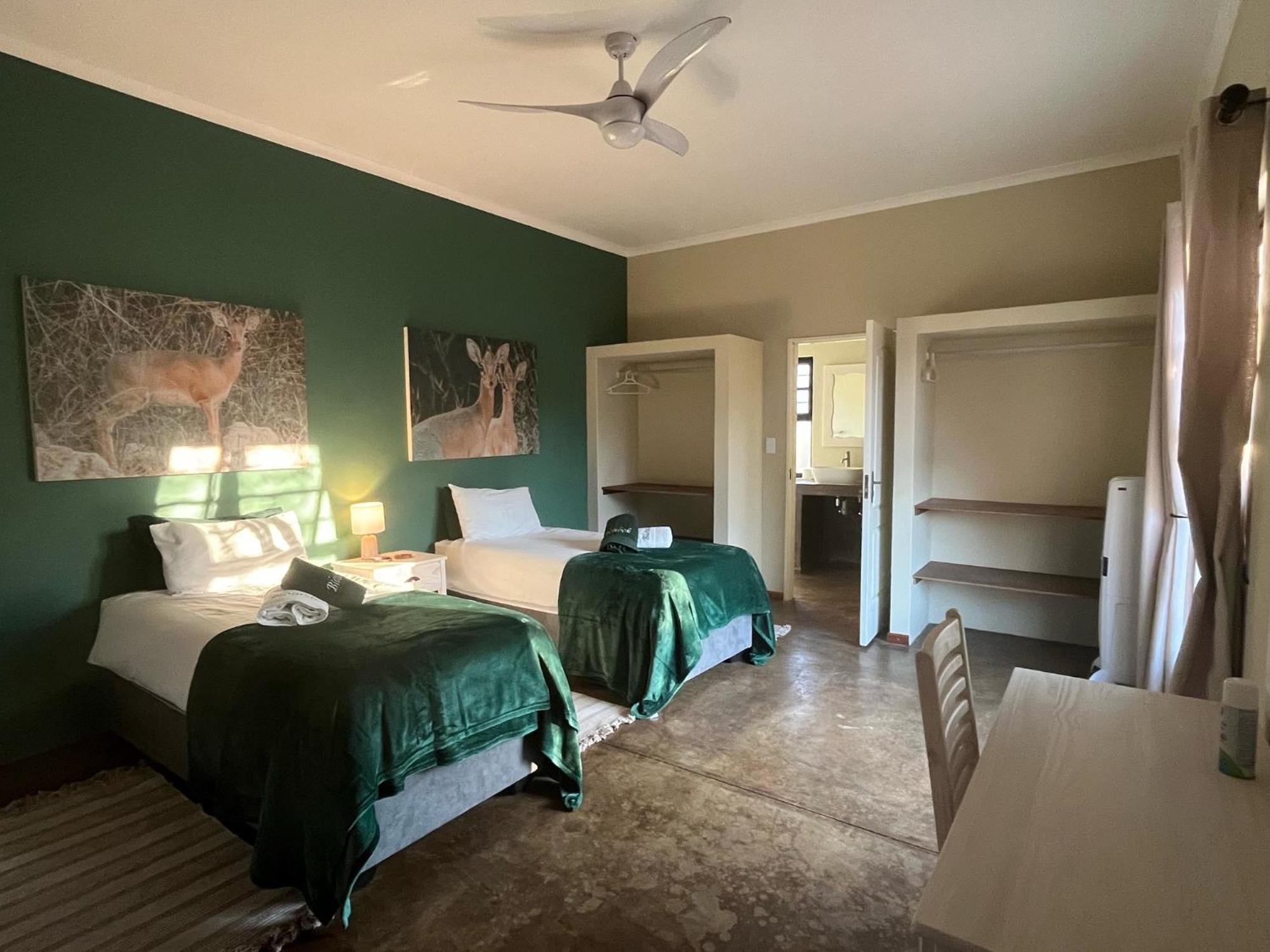 Olienhoff Guesthouse And Rest Camp Otavi ภายนอก รูปภาพ